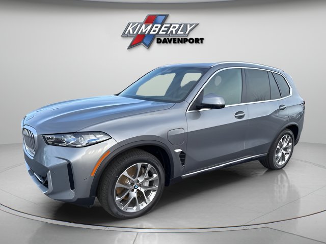 Used 2026 BMW X5 xDrive50e AWD/4WD image 1