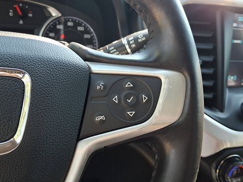 Used 2019 GMC Acadia SLT FWD image 21