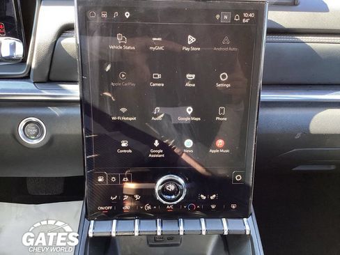 Used 2025 GMC Terrain Elevation AWD/4WD image 3