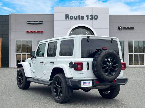 Used 2021 Jeep Wrangler Unlimited Sahara w/ Cold Weather Group image 3