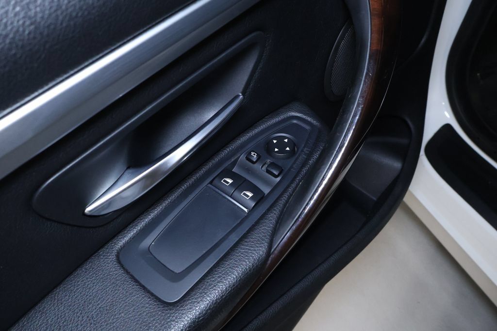 Used 2018 BMW 430i xDrive Coupe AWD/4WD image 14
