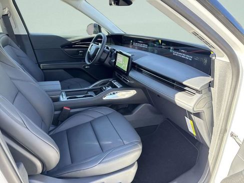 New 2026 Lincoln Nautilus Premier w/ Equipment Group 102A AWD/4WD image 30