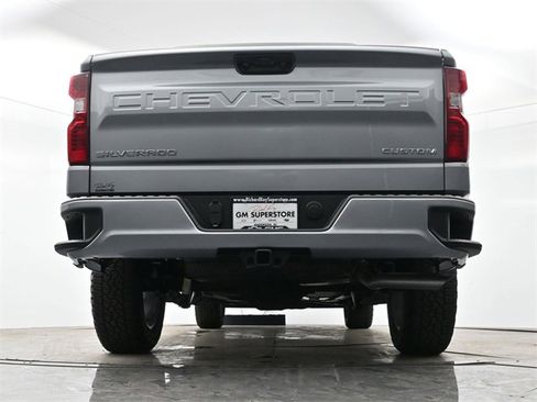 Used 2026 Chevrolet Silverado 1500 Custom image 27
