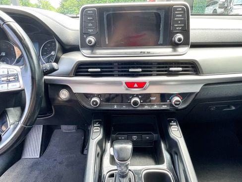 Used 2020 Kia Telluride S w/ S 8 Passenger Seating Package AWD/4WD image 12