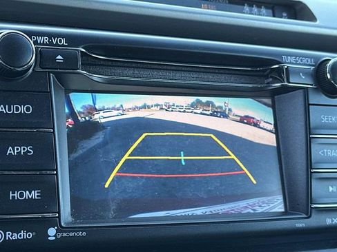 Used 2018 Toyota RAV4 XLE image 11