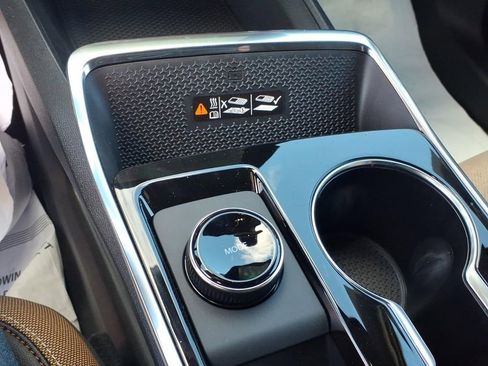 New 2026 Chevrolet Equinox ACTIV w/ Convenience Package III image 19