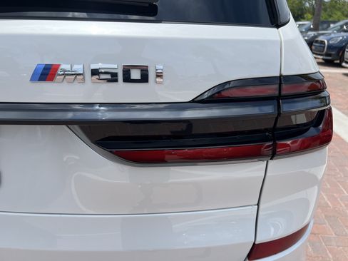 Used 2025 BMW X7 M60i AWD/4WD image 47