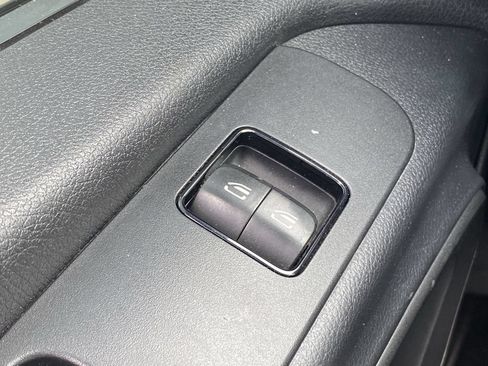 Used 2020 Mercedes-Benz Sprinter 2500 image 9