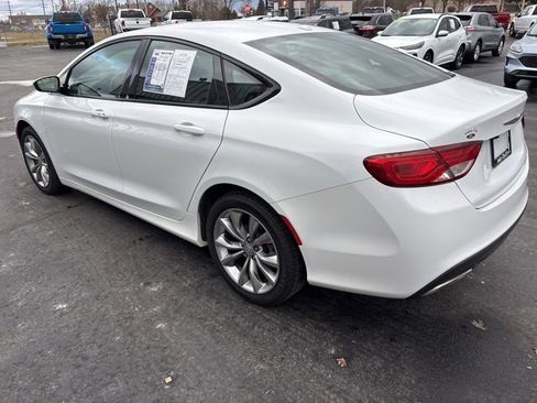 Used 2015 Chrysler 200 S w/ Comfort Group image 15