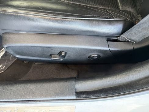 Used 2018 Chrysler 300 Limited AWD/4WD image 21