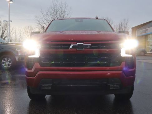 Used 2023 Chevrolet Silverado 1500 RST w/ Convenience Package II image 7
