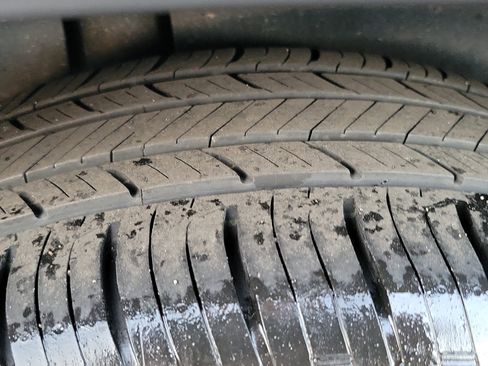 Used 2023 Chevrolet TrailBlazer RS w/ Sun and Liftgate Package image 25