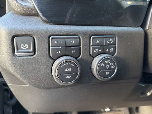 Used 2025 Chevrolet Silverado 2500 LT AWD/4WD image 44