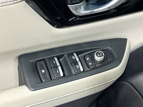 New 2025 Subaru Forester Limited image 16