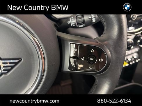 Used 2024 MINI Cooper SE w/ Signature Upholstery Package image 20