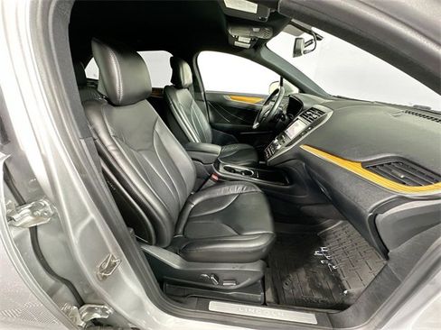 Used 2019 Lincoln MKC Select w/ Select Plus Package image 29