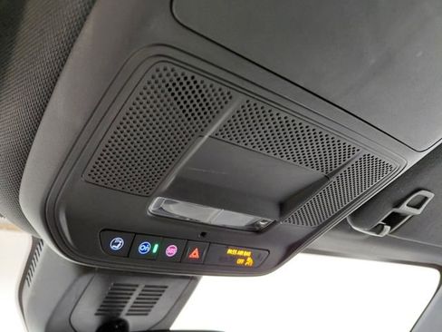 Used 2025 Chevrolet Equinox LT image 33