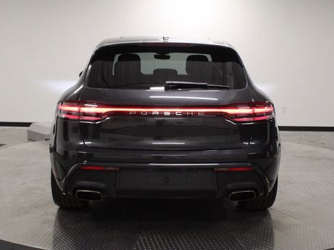 Certified 2023 Porsche Macan Turbo image 6