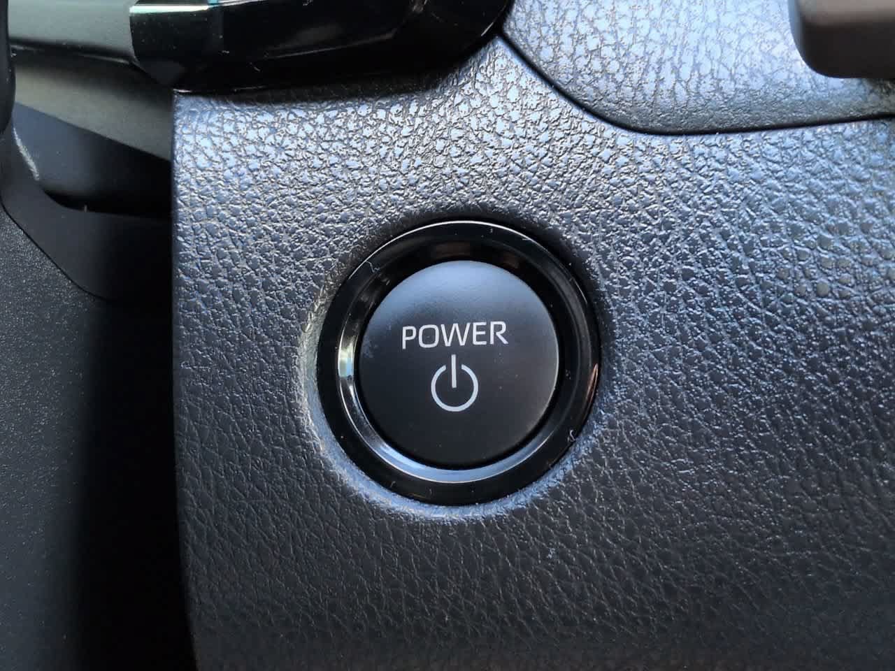Used 2026 Toyota Camry SE FWD image 25