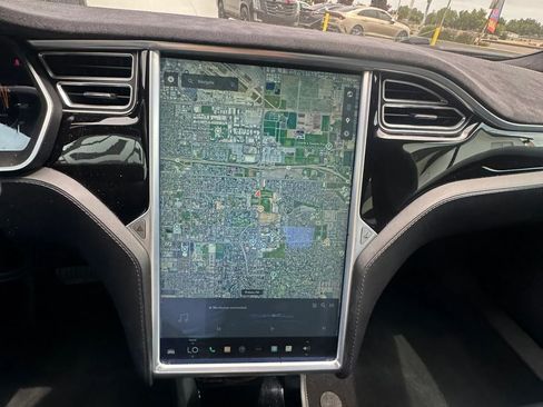 Used 2015 Tesla Model S 85 RWD image 20