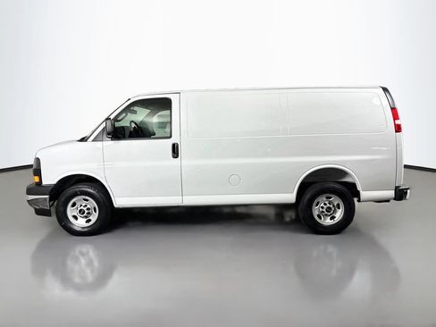New 2026 GMC Savana 2500 w/ Driver Convenience Package RWD image 4