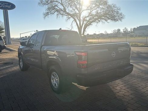 Used 2022 Nissan Frontier S w/ Technology Package image 5