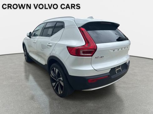 Used 2025 Volvo XC40 B5 Ultra w/ Protection Package Premier AWD/4WD image 9