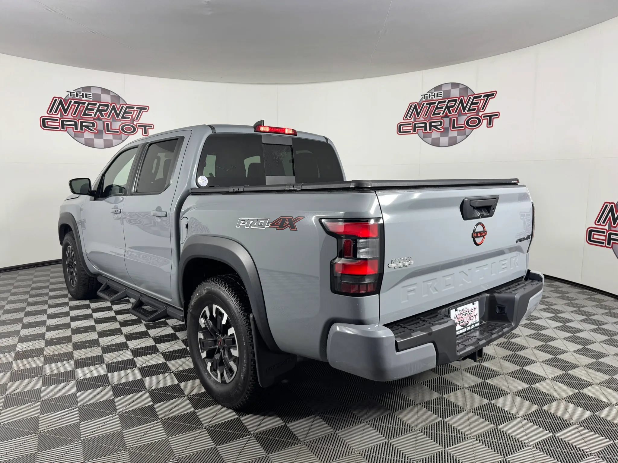 Used 2023 Nissan Frontier PRO-4X w/ Tow Package AWD/4WD image 5
