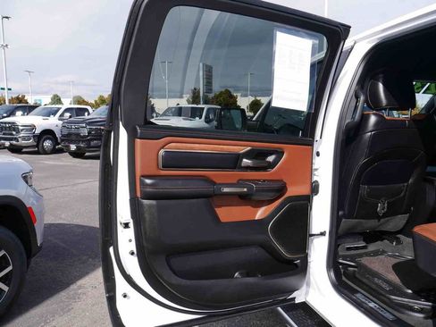 Used 2023 RAM 1500 Limited w/ Body-Colour Bumper Group image 18