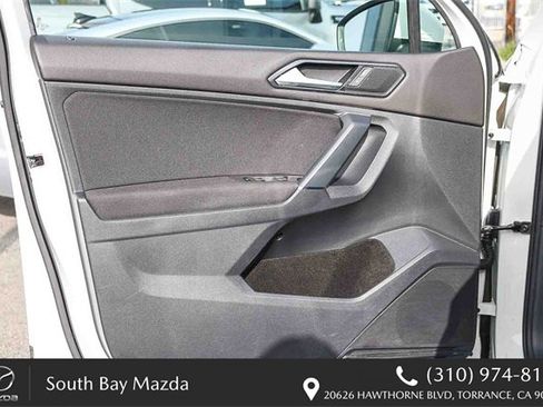 Used 2018 Volkswagen Tiguan S image 21