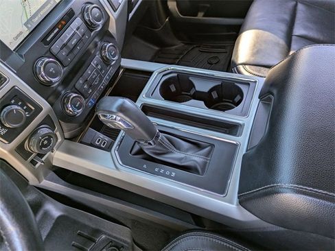 Certified 2019 Ford F150 Lariat image 16