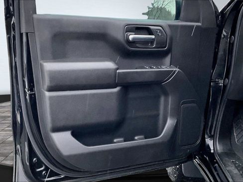 Used 2025 Chevrolet Silverado 1500 Custom Trail Boss image 24