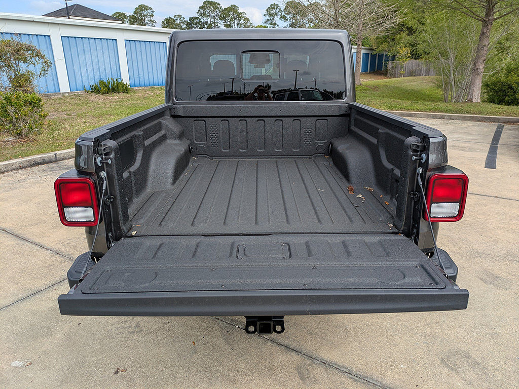 New 2026 Jeep Gladiator Sport AWD/4WD image 13