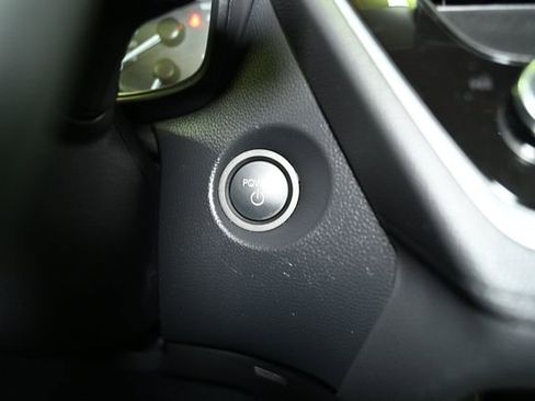 Used 2024 Toyota Corolla Cross AWD Hybrid w/ Moonroof Package image 32