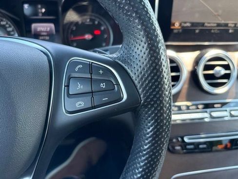 Used 2019 Mercedes-Benz GLC 300 4MATIC image 31