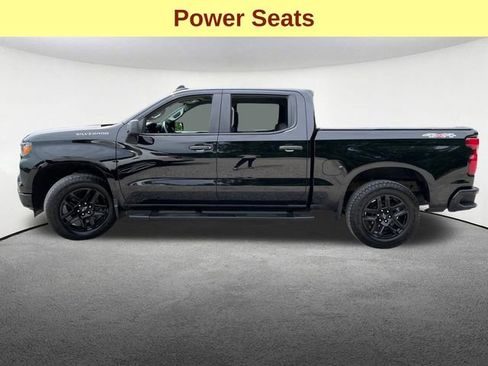 Used 2022 Chevrolet Silverado 1500 Custom AWD/4WD image 6