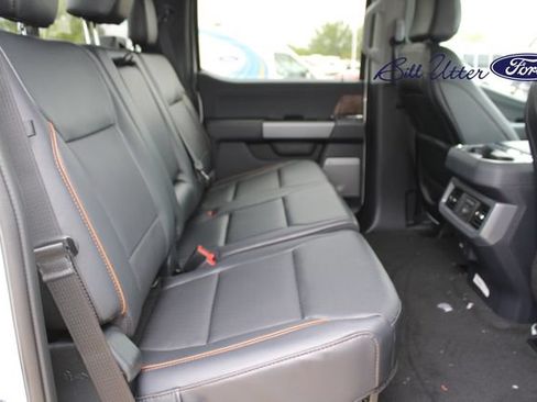 New 2026 Ford F250 Lariat w/ Black Appearance Package AWD/4WD image 9