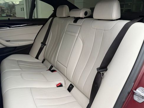 Used 2018 BMW M5 w/ Executive Package image 18