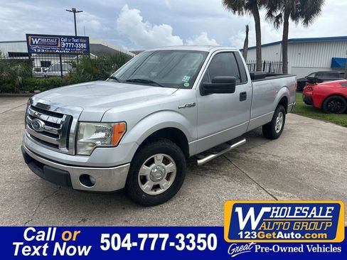 Used 2011 Ford F150 XLT w/ Trailer Tow Pkg RWD image 1
