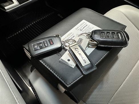 Used 2019 Lexus RX 450h AWD image 22