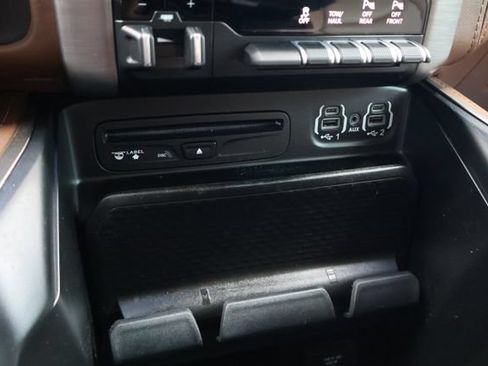 Used 2019 RAM 1500 Limited w/ Bed Utility Group RWD image 14
