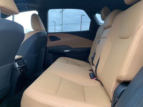 Certified 2025 Lexus RX 350 Premium w/ Accessory Package (Z1) image 32