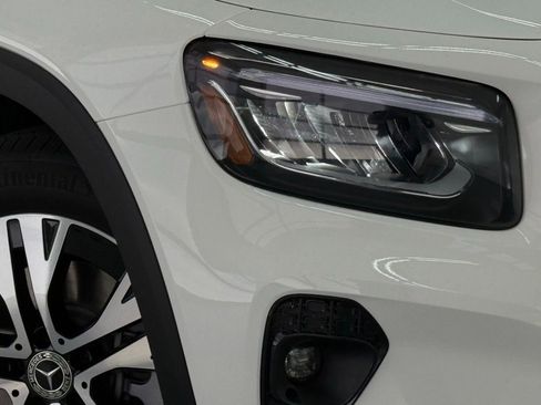 New 2026 Mercedes-Benz GLB 250 image 10