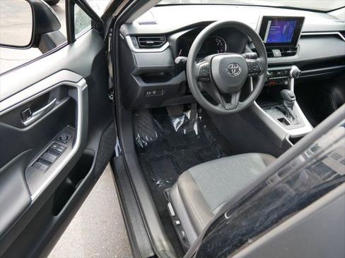 Certified 2025 Toyota RAV4 XLE AWD/4WD image 10