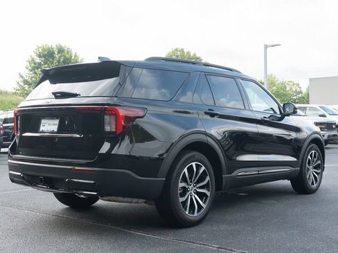New 2026 Ford Explorer ST-Line RWD image 11
