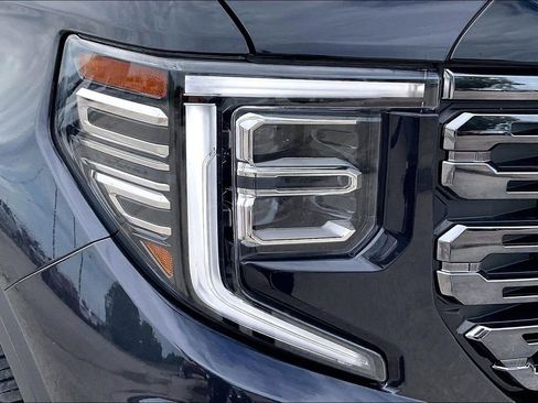 Certified 2025 GMC Sierra 1500 Denali Ultimate AWD/4WD image 33