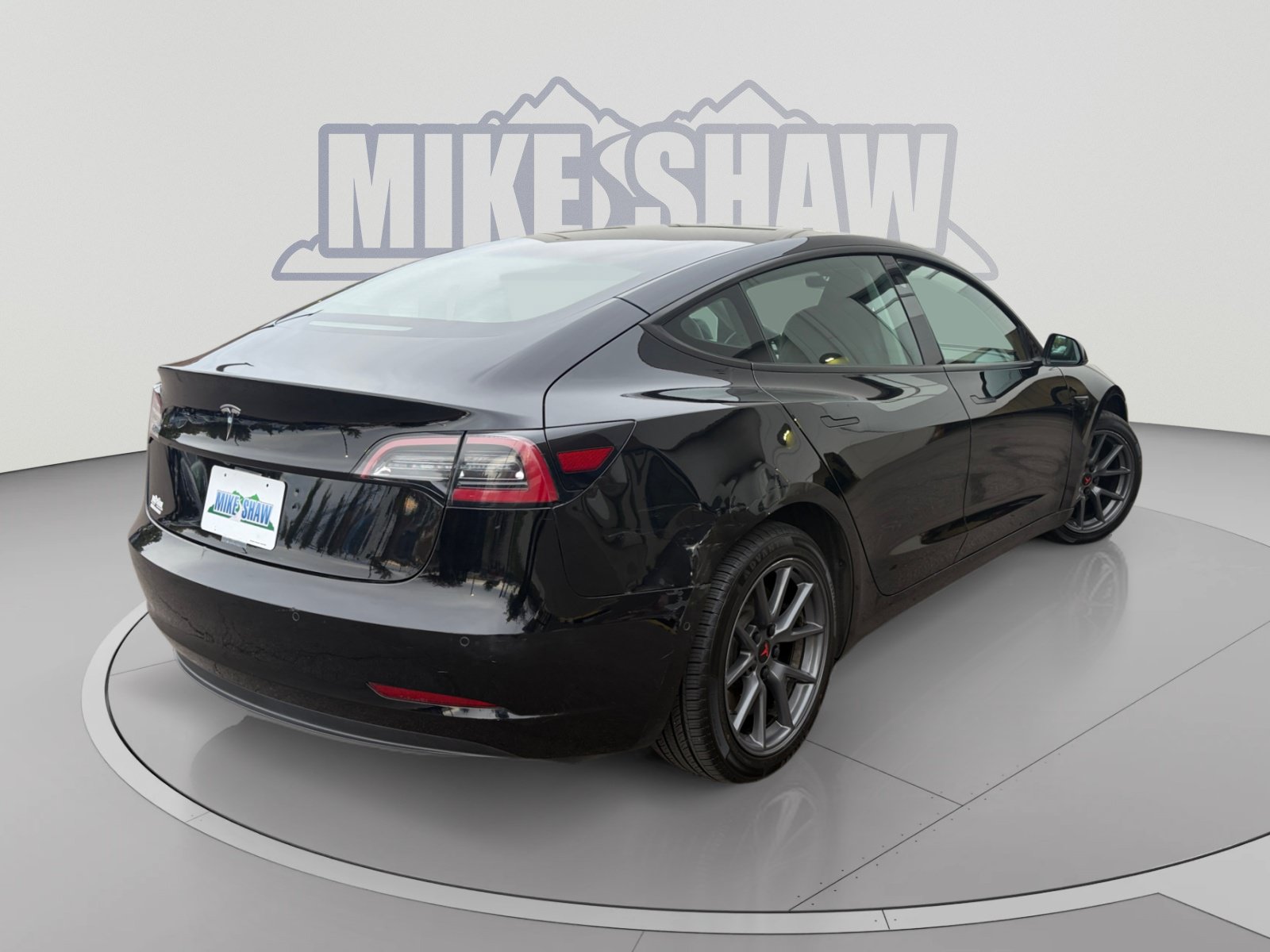 Used 2022 Tesla Model 3 Standard Range RWD image 5