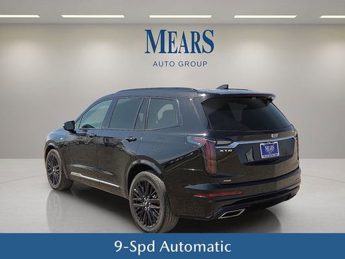 Used 2024 Cadillac XT6 Sport w/ Platinum Package image 4