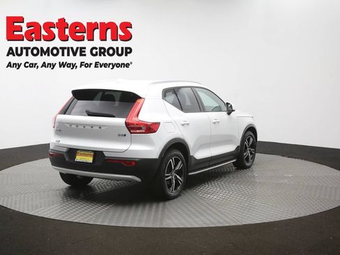 Used 2023 Volvo XC40 B5 Core AWD/4WD image 41