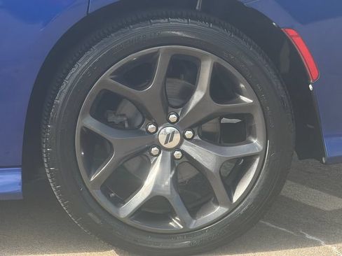 Used 2018 Dodge Charger R/T w/ Plus Group RWD image 32